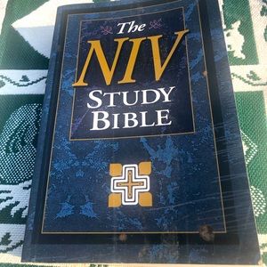 NIV Study Bible, New International Version Words of Christ in Red Letters